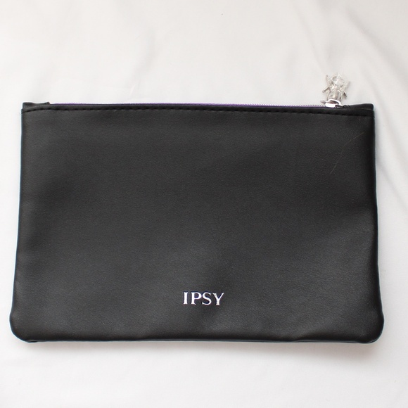 NWOT Ipsy Spiderweb Pouch - Picture 1 of 3